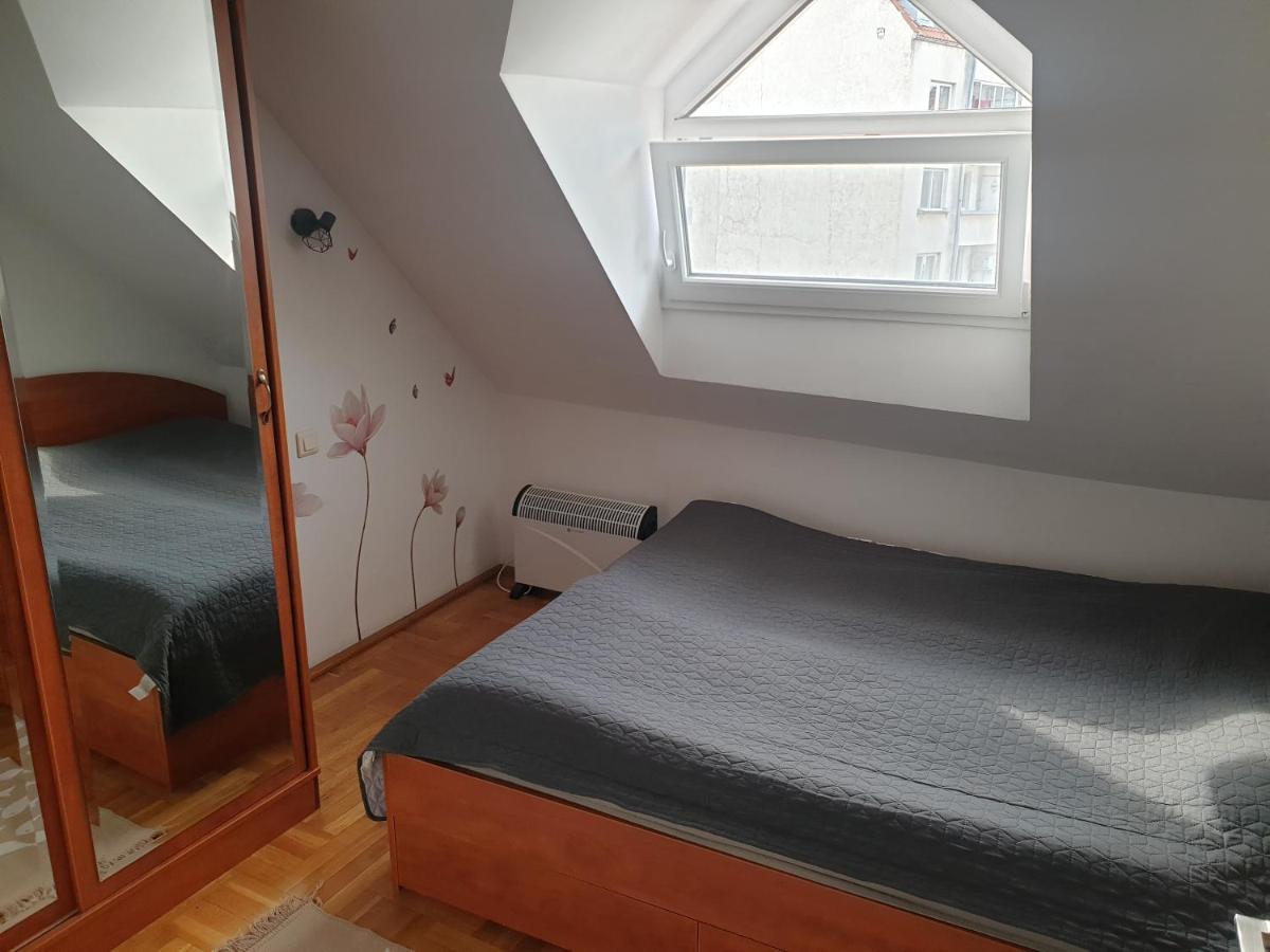 Fit Apartment Burgas Extérieur photo