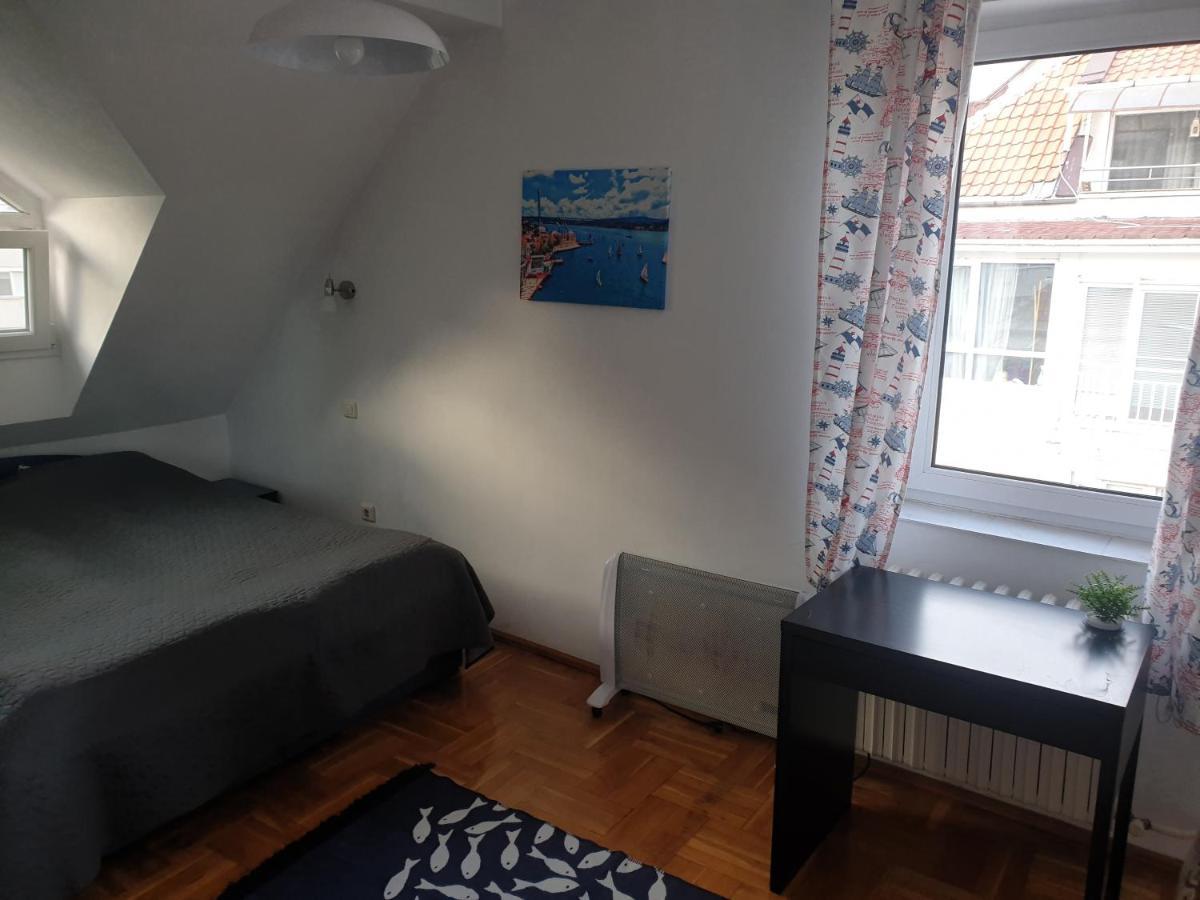 Fit Apartment Burgas Extérieur photo